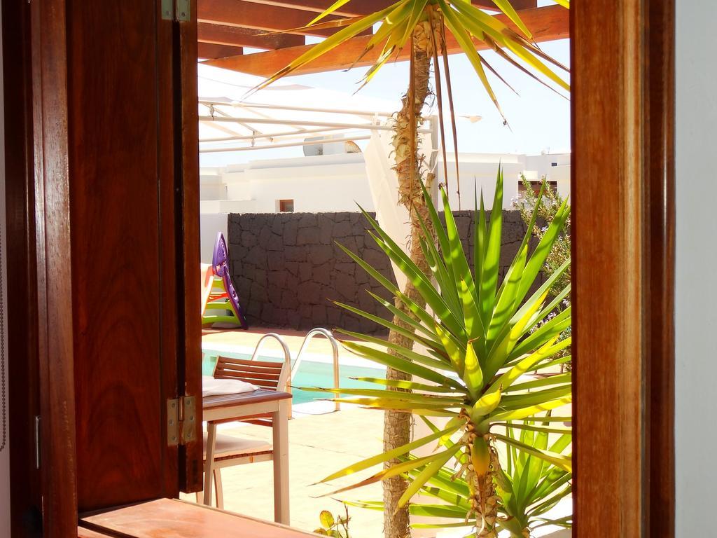 Happy Villa Con Piscina Privada Плайя-Бланка Екстер'єр фото